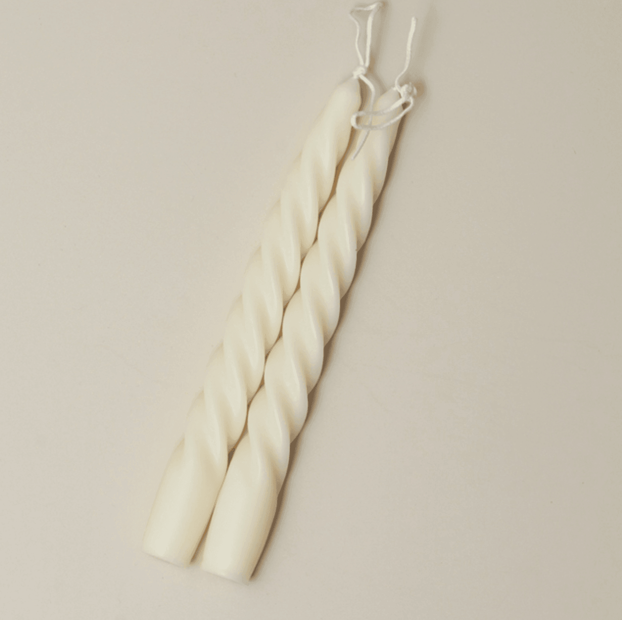 2pcs White Scented Spiral Candles - huemabe - Creative Home Decor